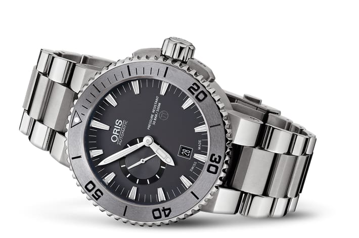 Image of Aquis Titan Small Second, Date